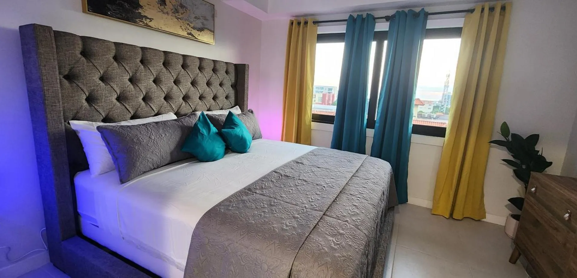 Paradise Haven At Via 킹스톤 아파트