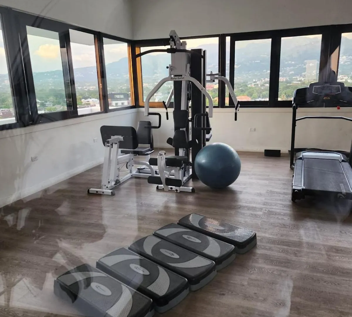 아파트 Paradise Haven At Via 킹스톤